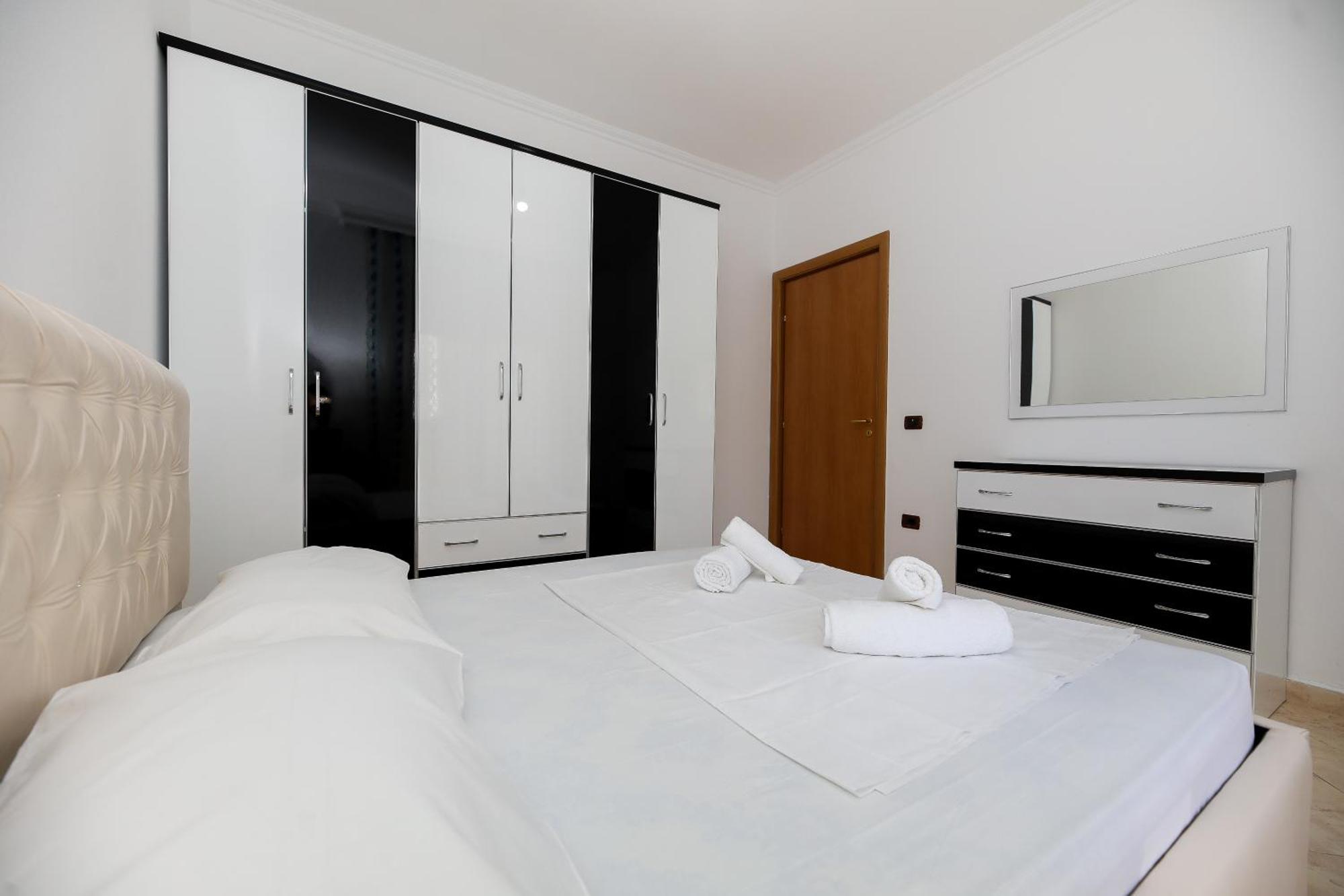 Noa Apartments Vlore Bagian luar foto